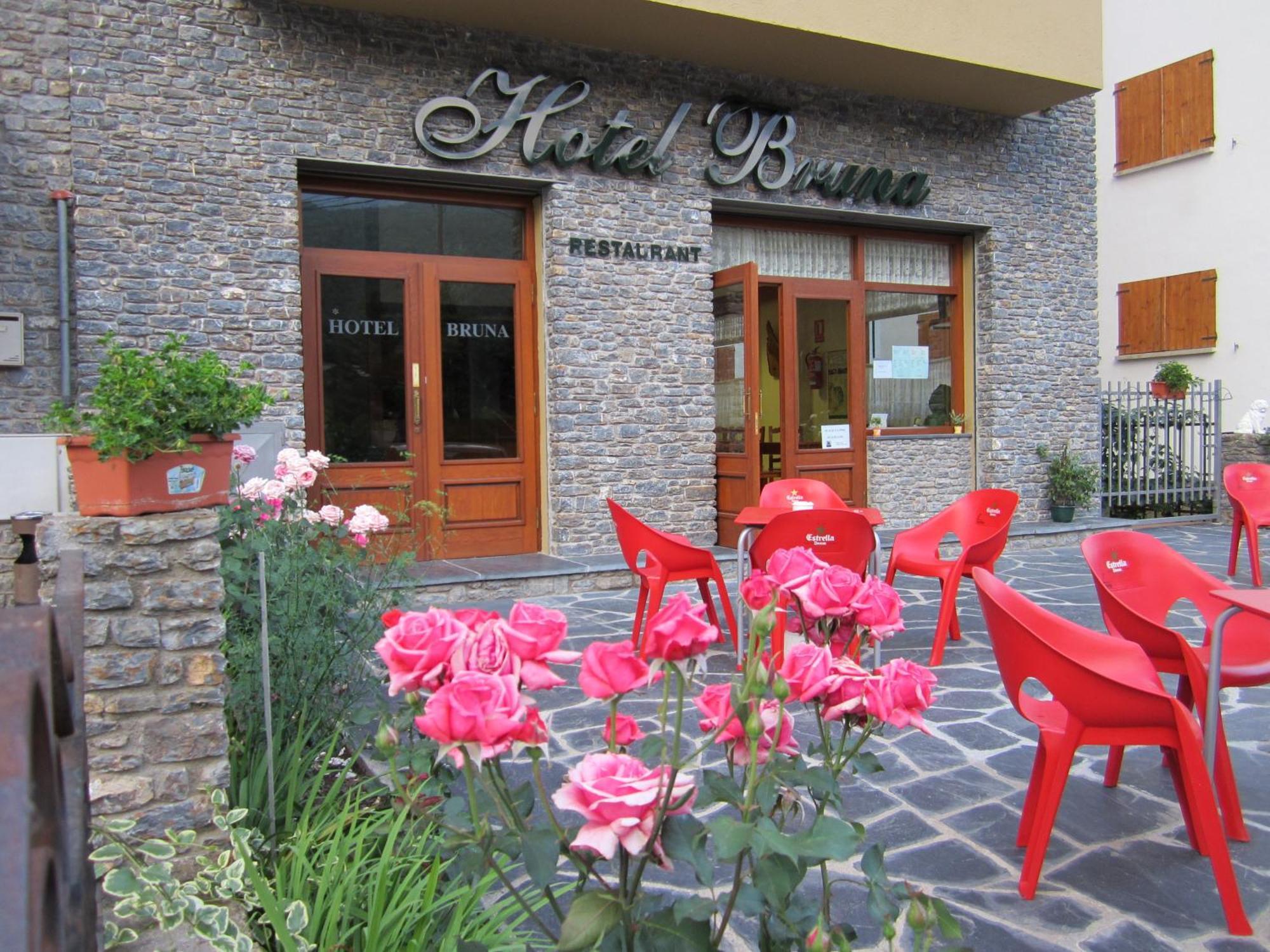 Hotel Bruna Esterri d'Àneu Buitenkant foto
