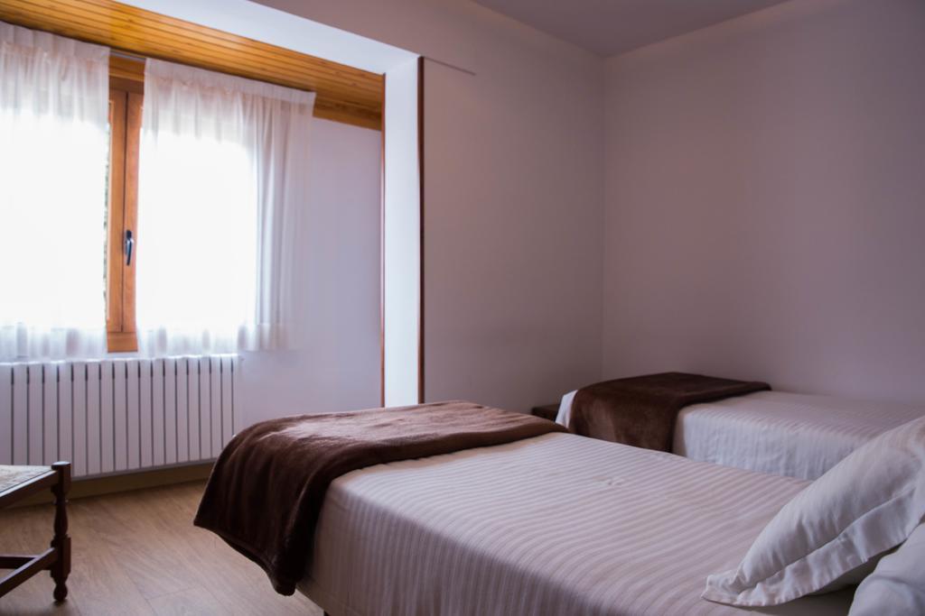 Hotel Bruna Esterri d'Àneu Buitenkant foto