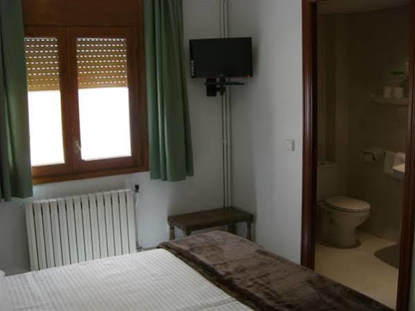 Hotel Bruna Esterri d'Àneu Buitenkant foto